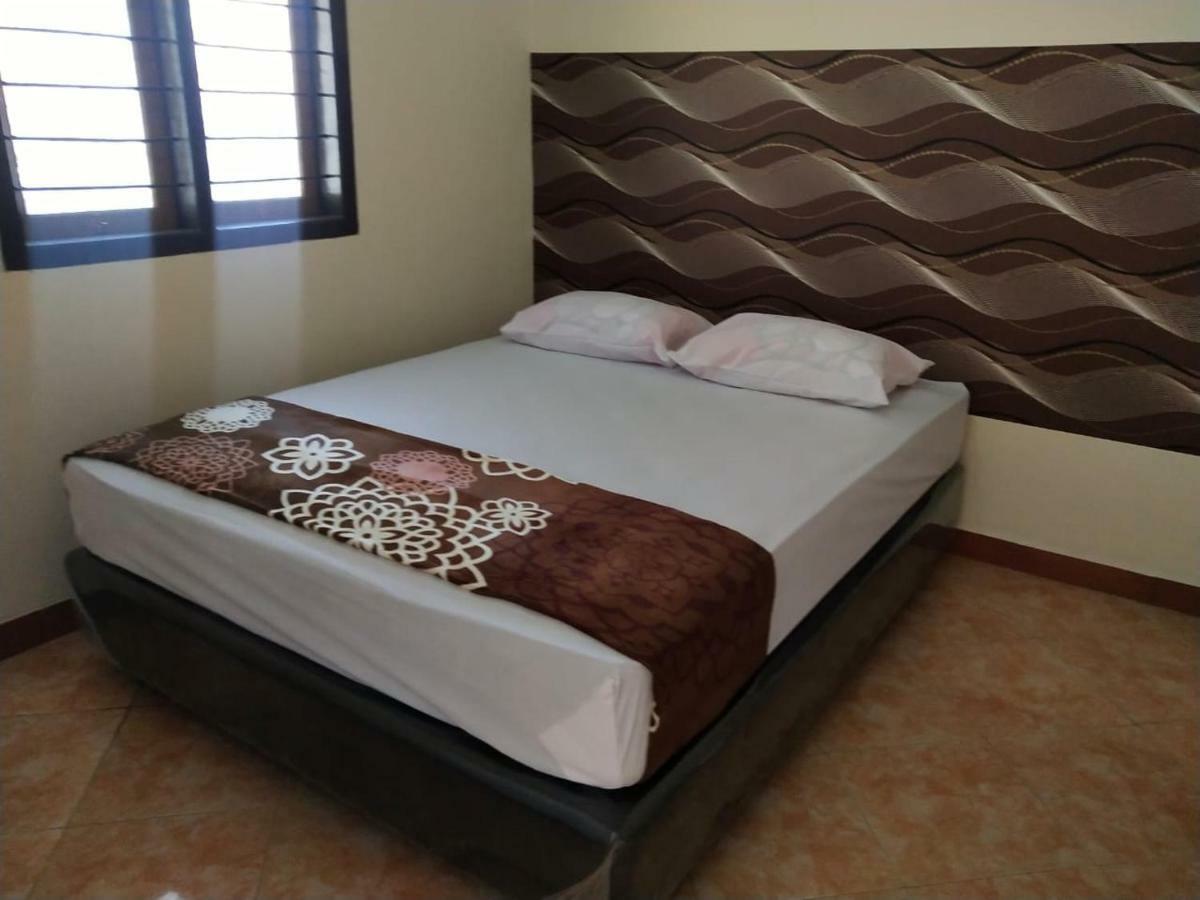 Thalia Guesthouse Ijen - Bromo & Sukamade Tour Banyuwangi  Extérieur photo